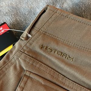 NWT | Under Armour Storm Loose Pants | 8
